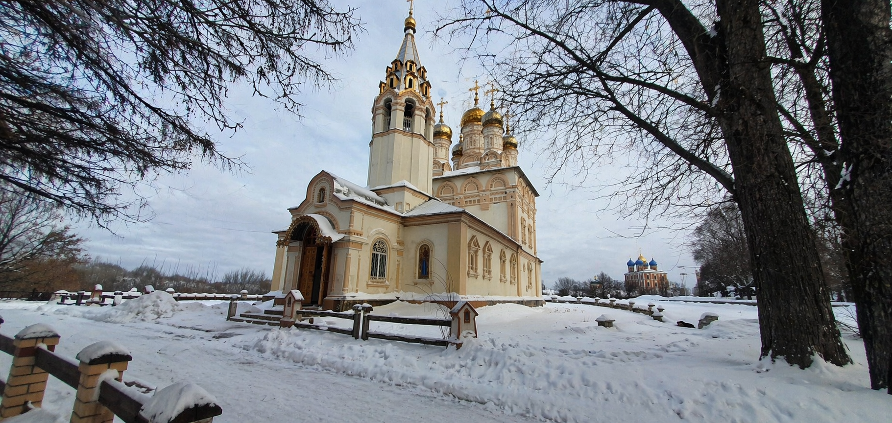 Храм Спаса Преображения на Яру в Рязани