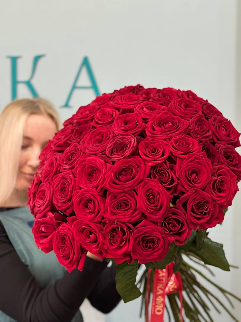 Букет красных роз, 51 шт. 70 см. — фото 5
