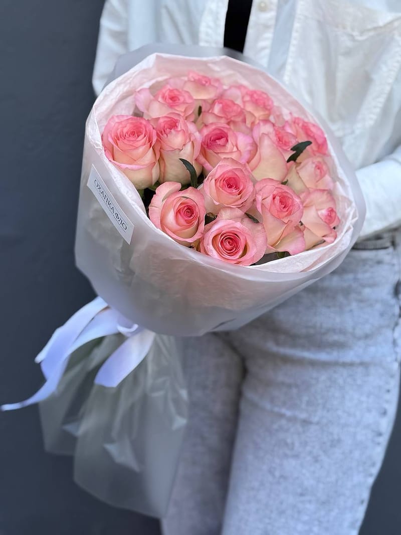Букет роз розово-белых 15 шт. 50см. "Розовая симфония 2".