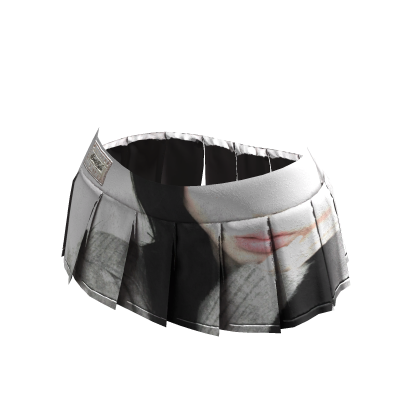 Graphic Print Pleated Skirt