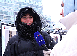 Москвичи согреваются азербайджанским чаем в снегопад. Репортаж «Москва-Баку»