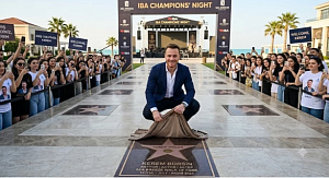 Турецкая звезда Керем Бюрсин откроет свою именную звезду в Баку