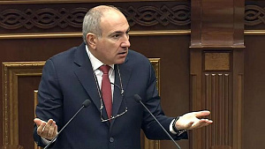 Пашинян требует от экс-депутата свыше $16 тыс. за клевету и оскорбления в свой адрес