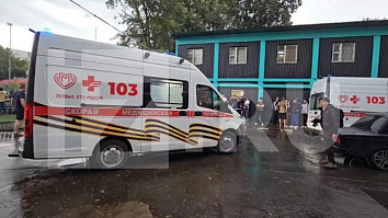 Молния ударила в людей во время шторма в Москве