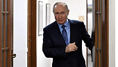 Путин осмотрел в Бурятии выставку о мастер-планах городов Дальнего Востока