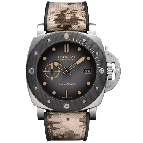 Submersible Navy SEALs Titanio