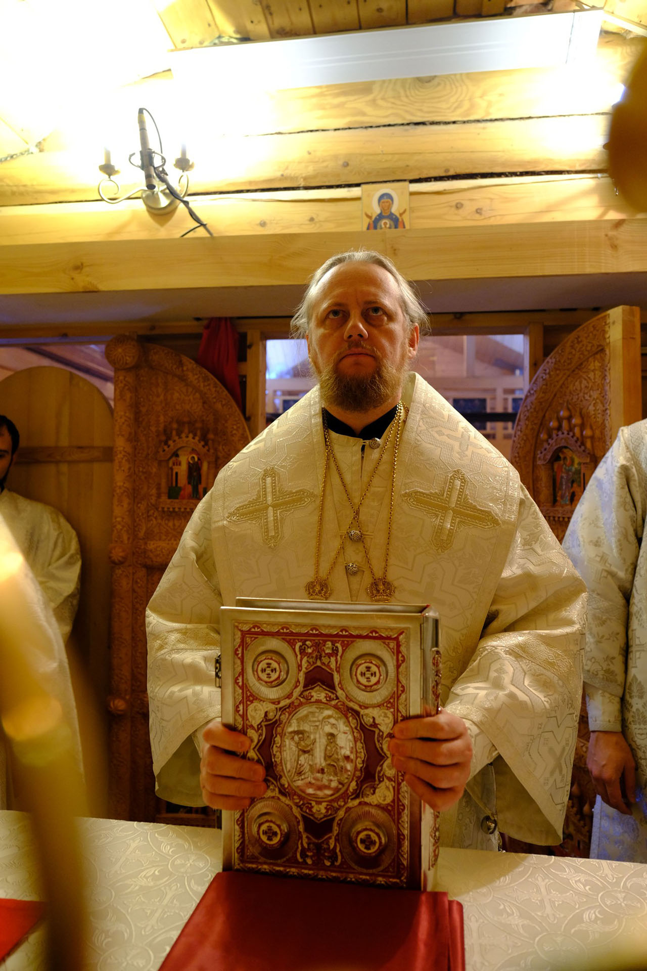 Заупокойная Литургия и чин погребе