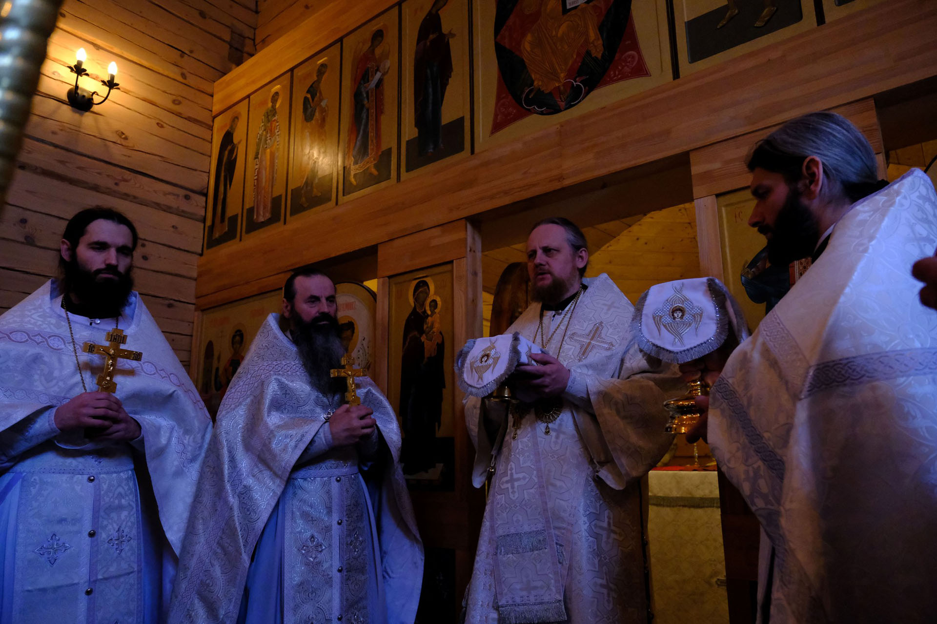 Заупокойная Литургия и чин погребе