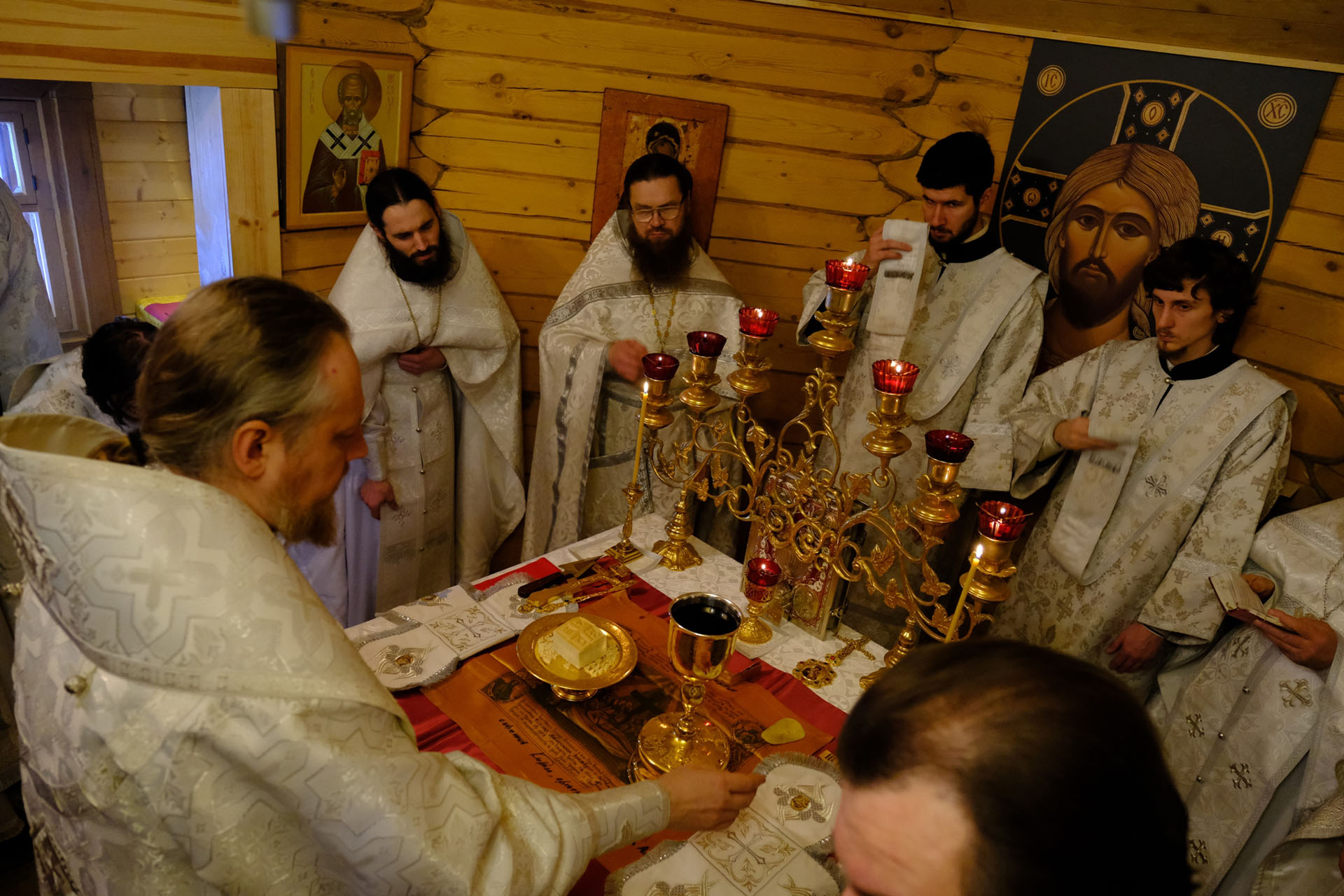 Заупокойная Литургия и чин погребе