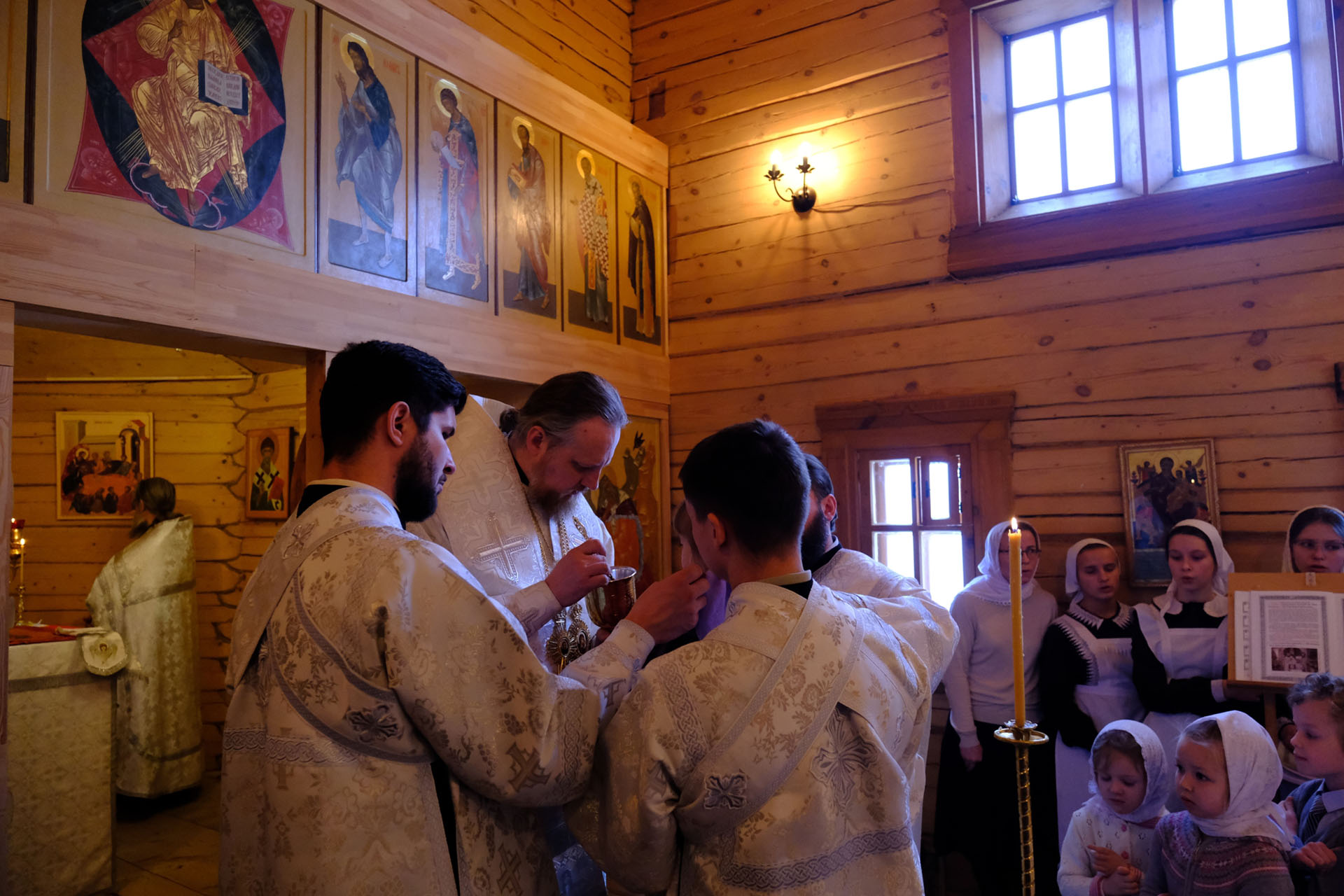 Заупокойная Литургия и чин погребе