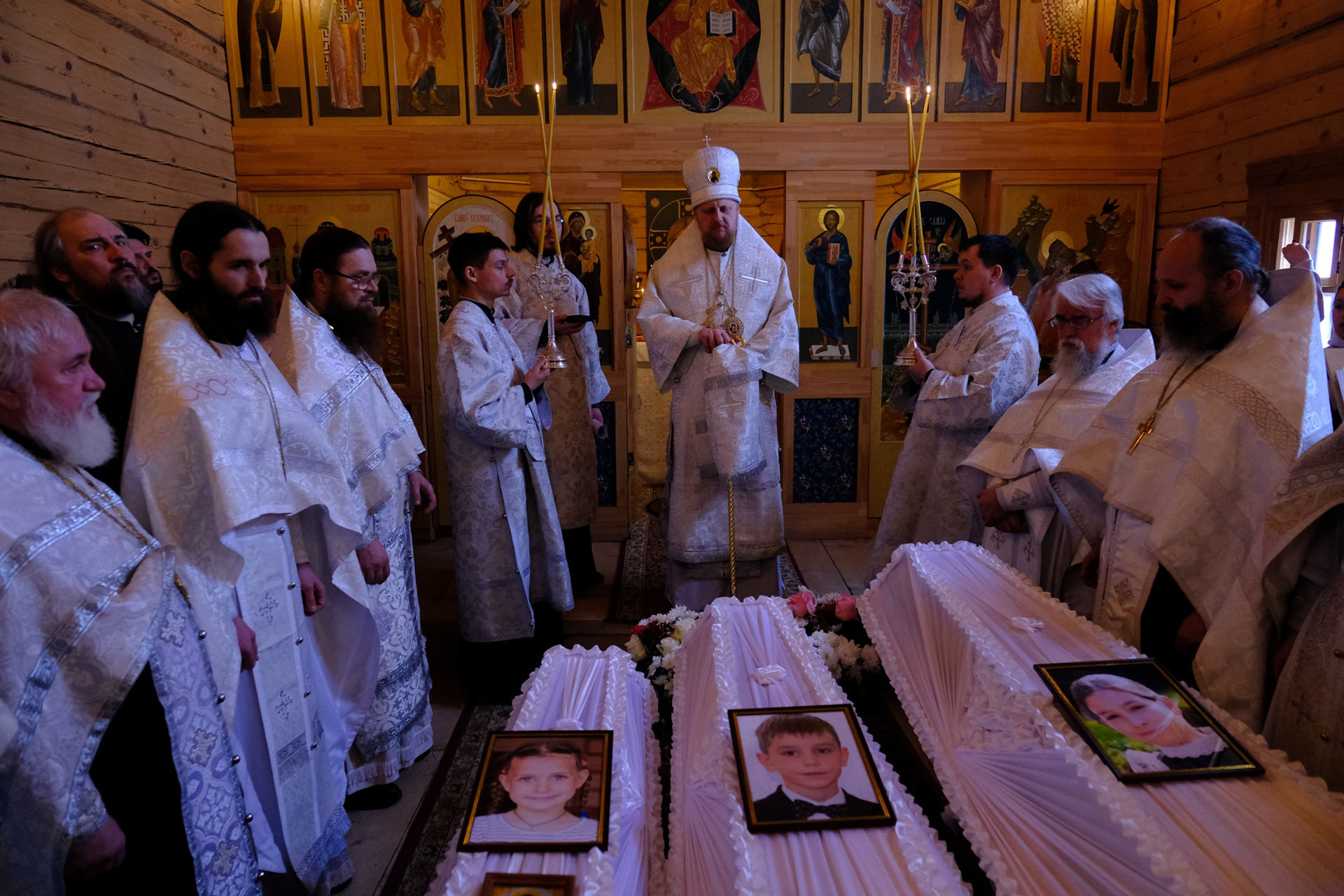 Заупокойная Литургия и чин погребе