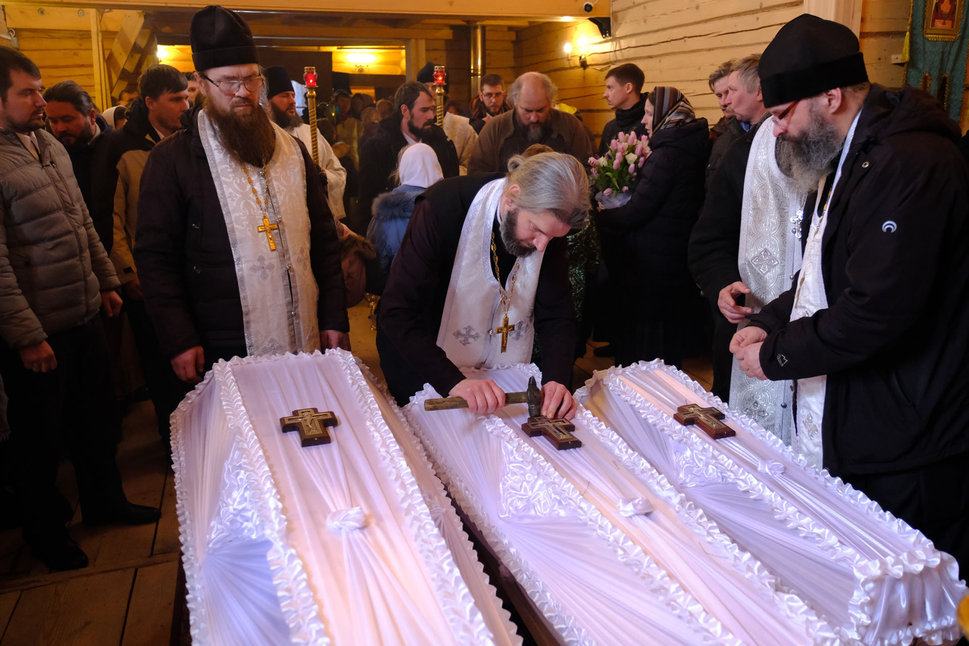 Заупокойная Литургия и чин погребе