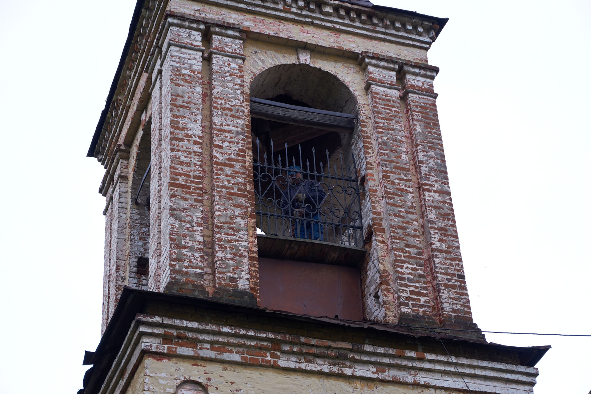 Литургия в храме святителя Петра, м
