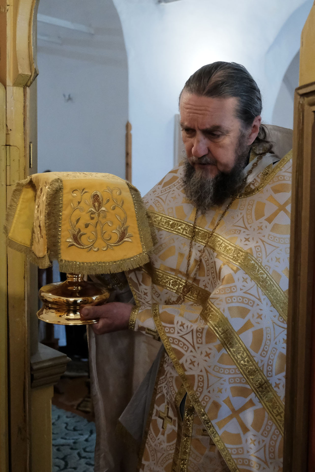 Литургия в Филипповском приделе Вл