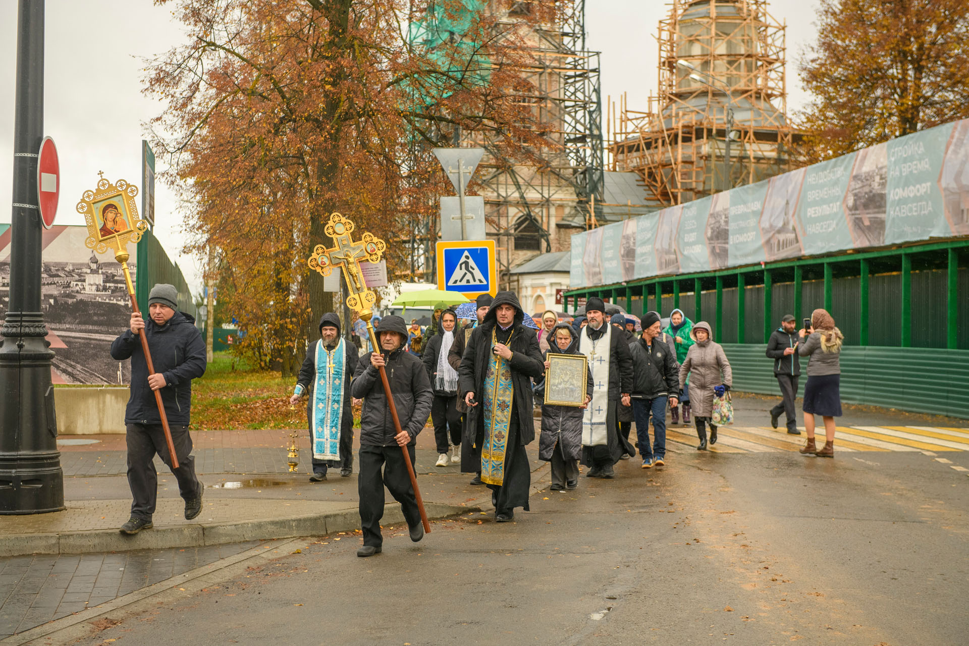Паисиевский крестный ход в Угличе