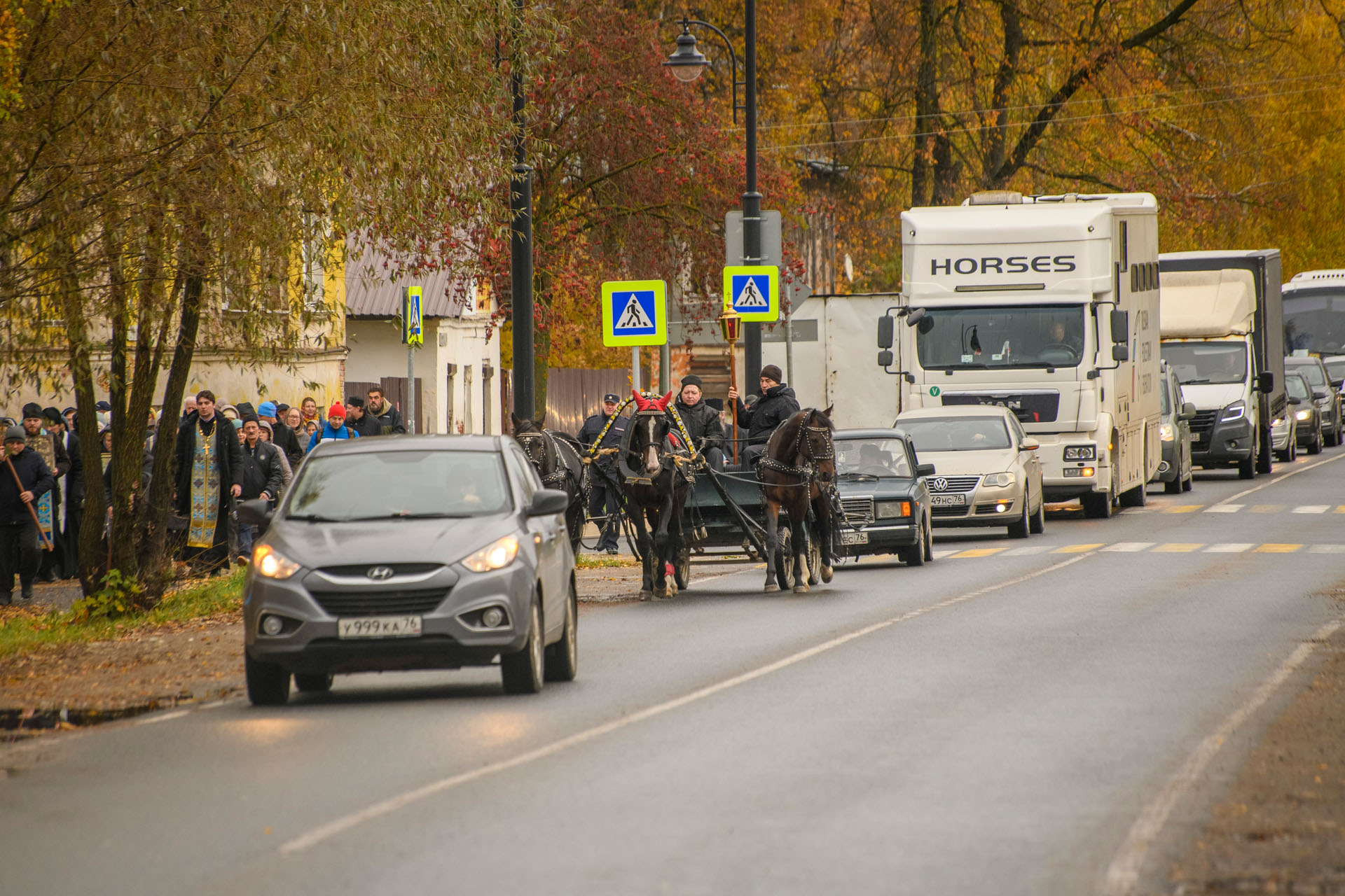 Паисиевский крестный ход в Угличе
