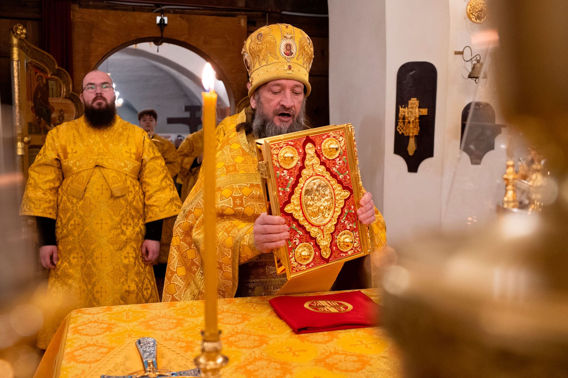 10-KCdgWW3cdMhUWczhWlCZ-1L-LI2FKYRrlYJWdV3fl8mHZ1H2qE6Tdu21j6iBIa8oG0ptkT_GenQMR