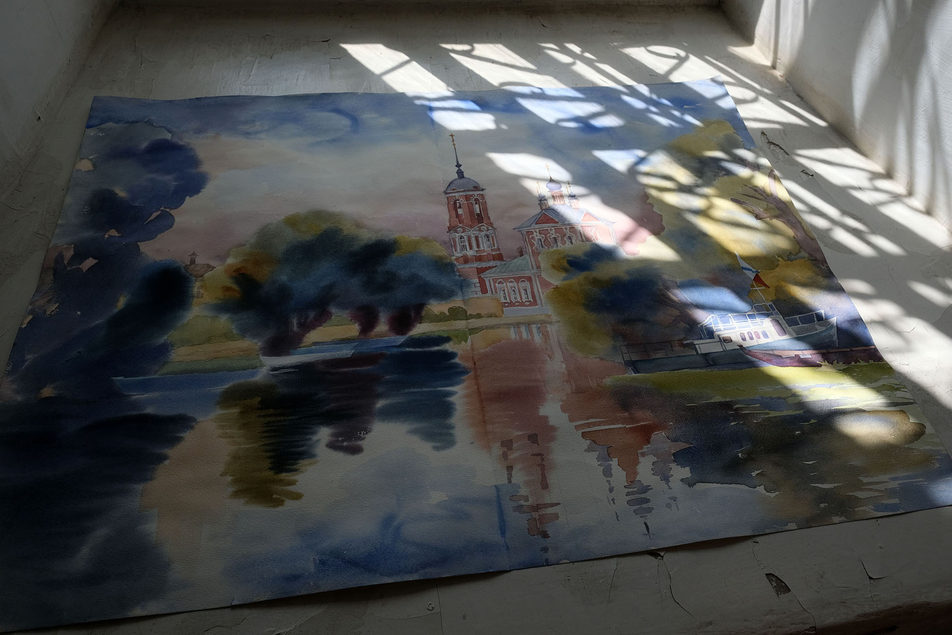 Выставка живописи и графики участн