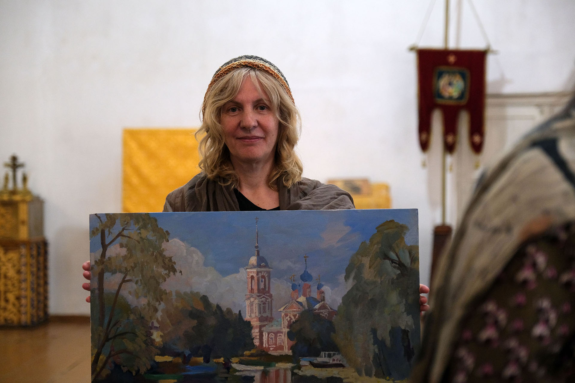 Выставка живописи и графики участн