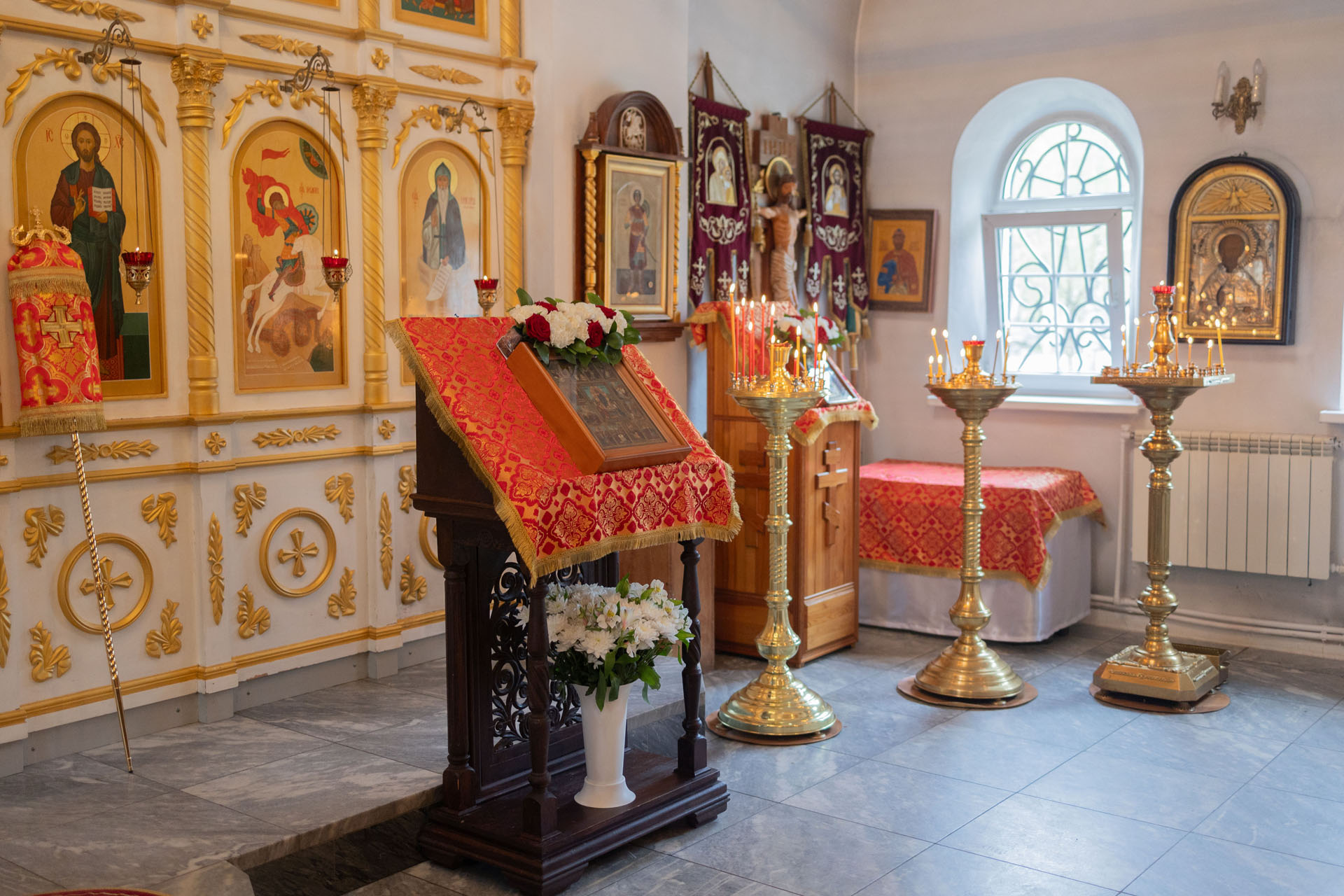Литургия в Георгиевском храме горо