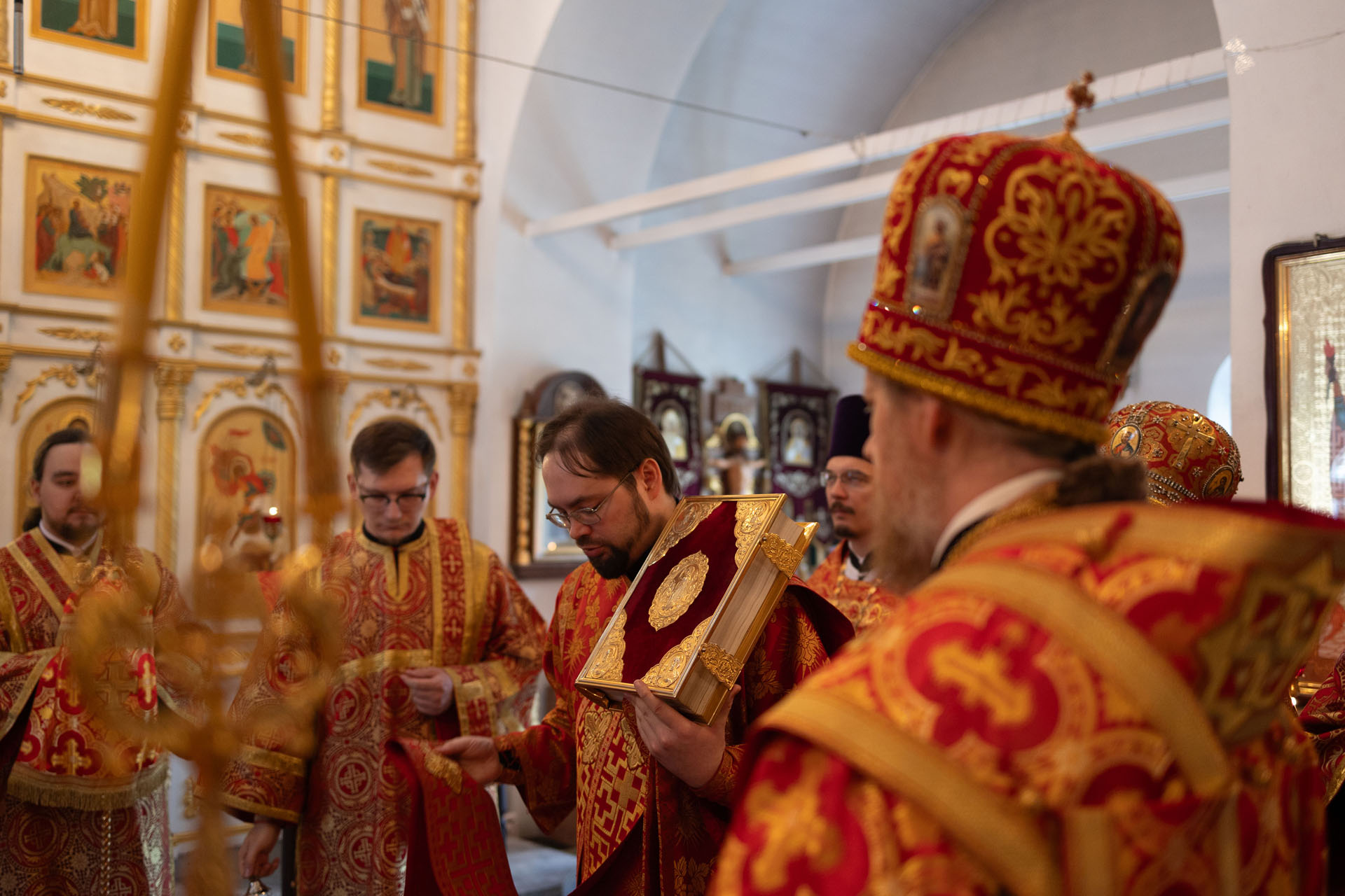 Литургия в Георгиевском храме горо