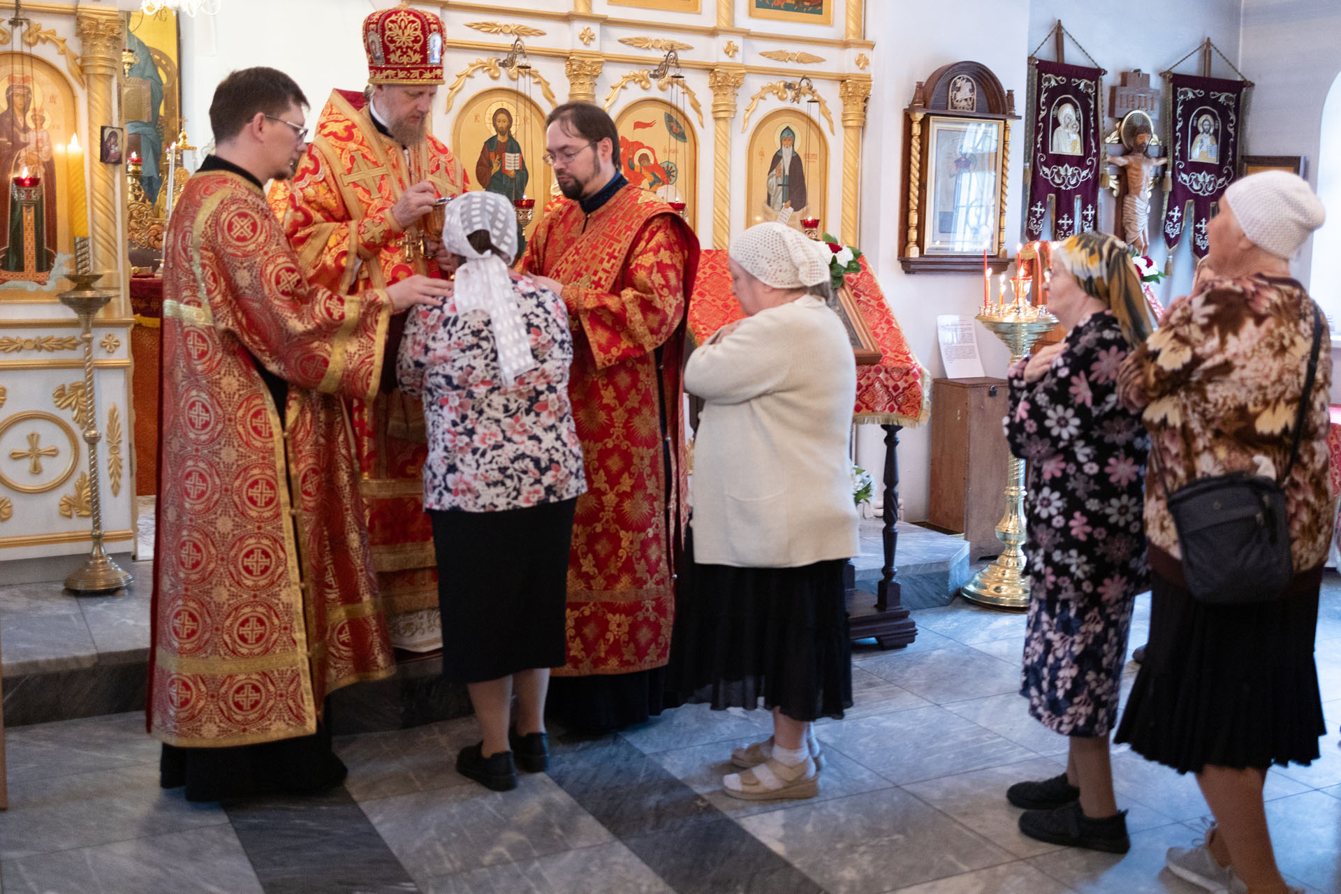 Литургия в Георгиевском храме горо