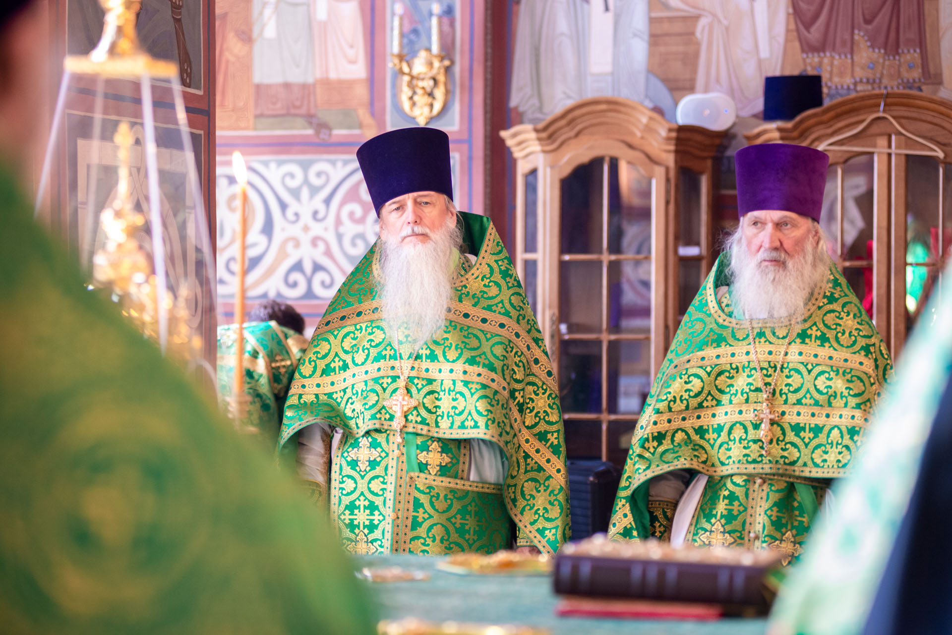 Литургия в Никольском женском мона
