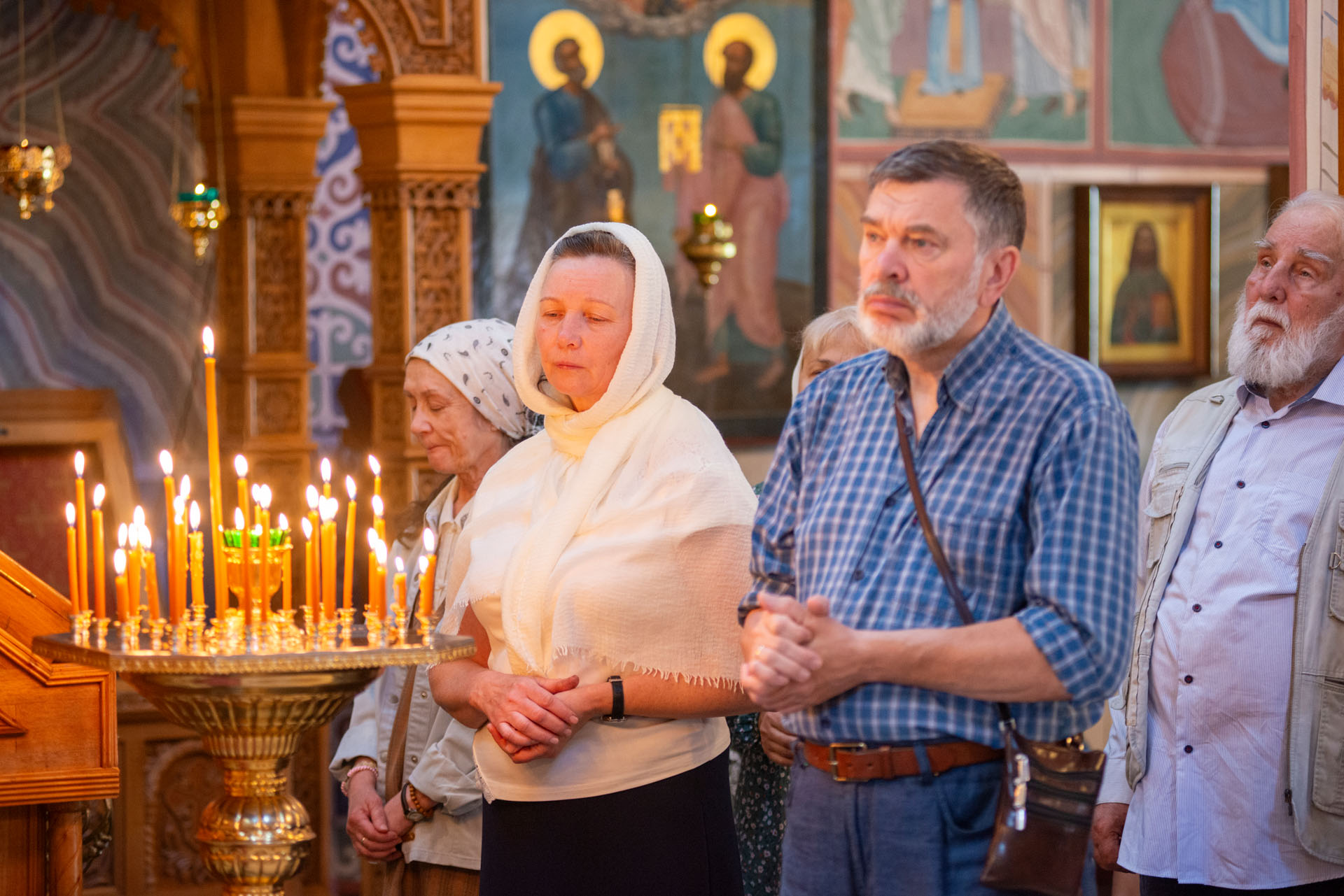 Литургия в Никольском женском мона