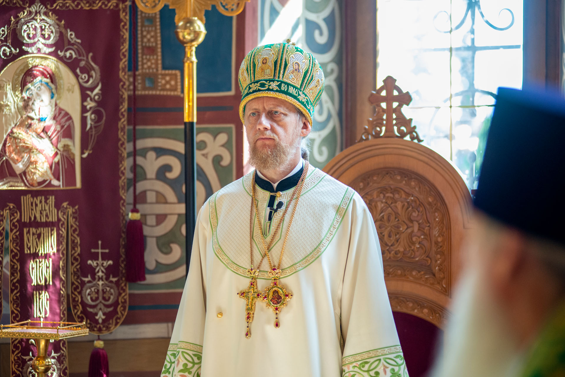 Литургия в Никольском женском мона