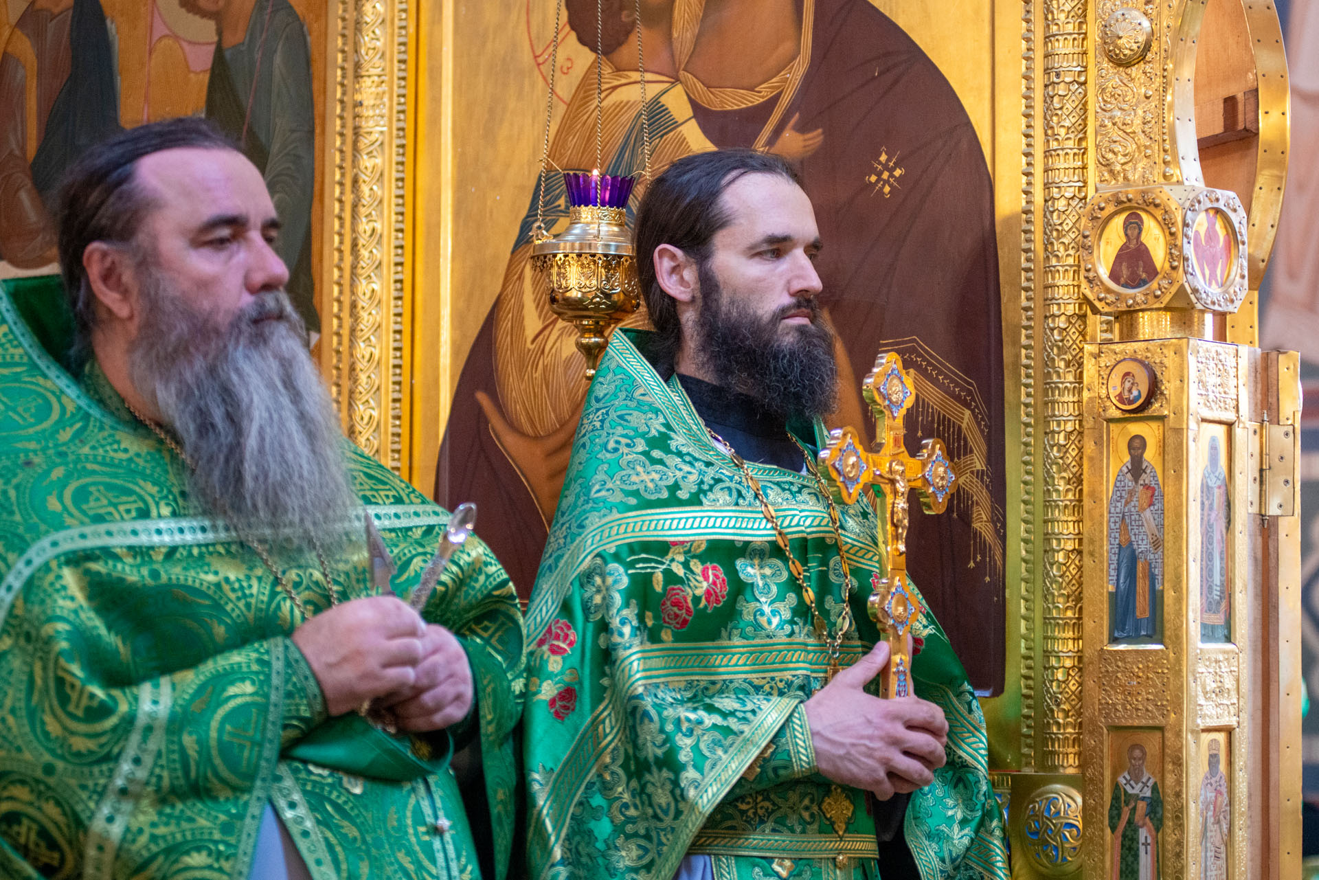 Литургия в Никольском женском мона