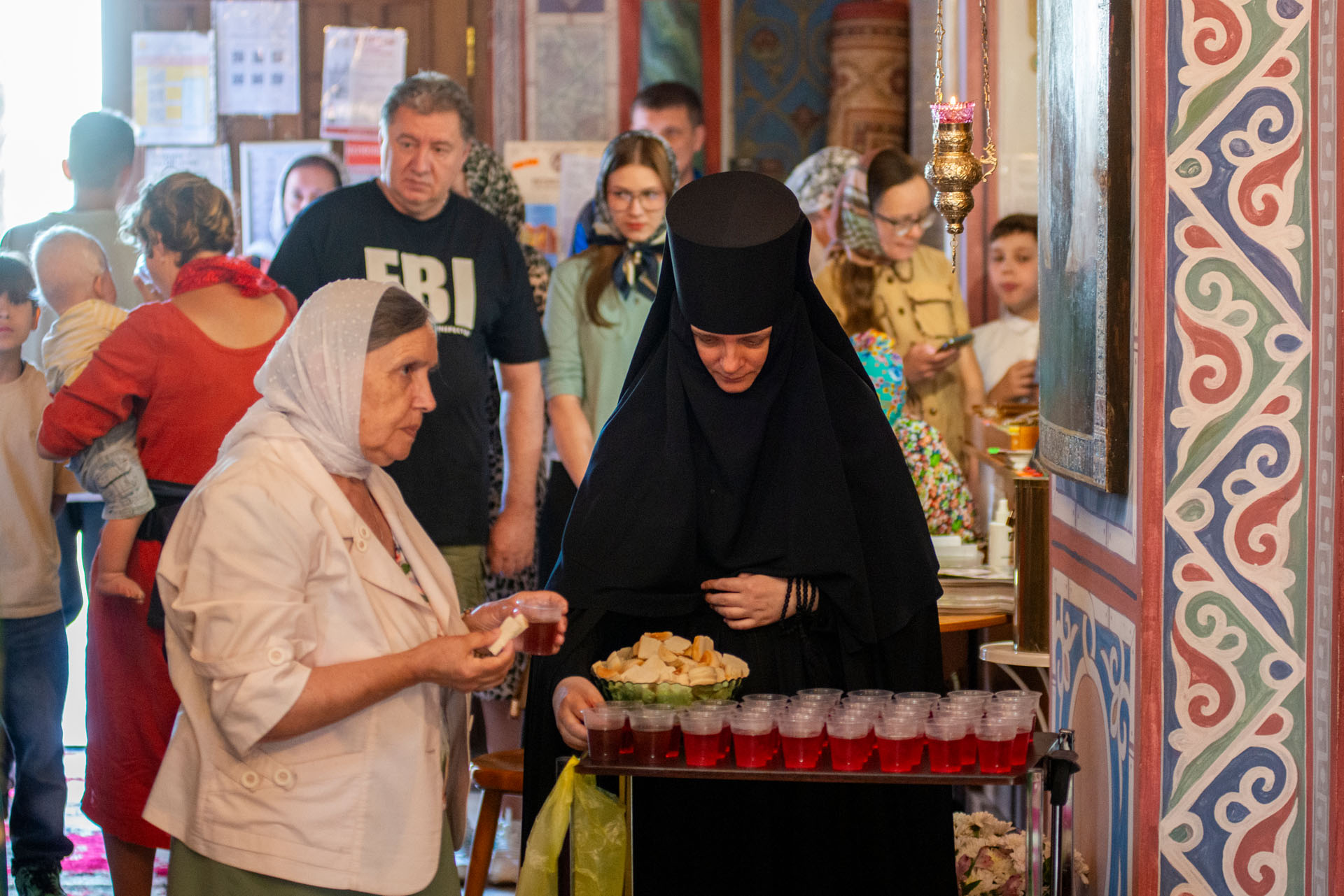 Литургия в Никольском женском мона