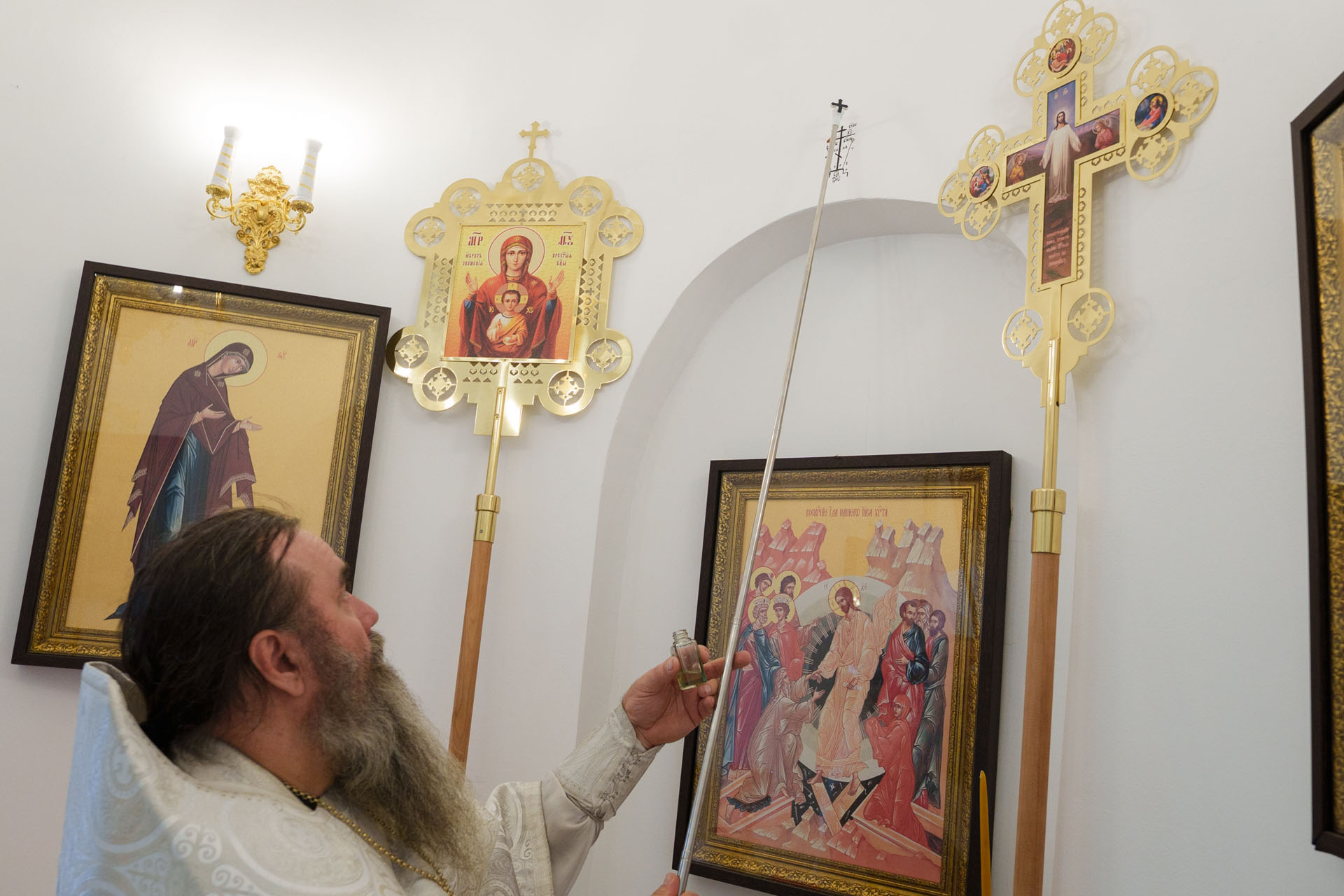 Великое освящение кладбищенского