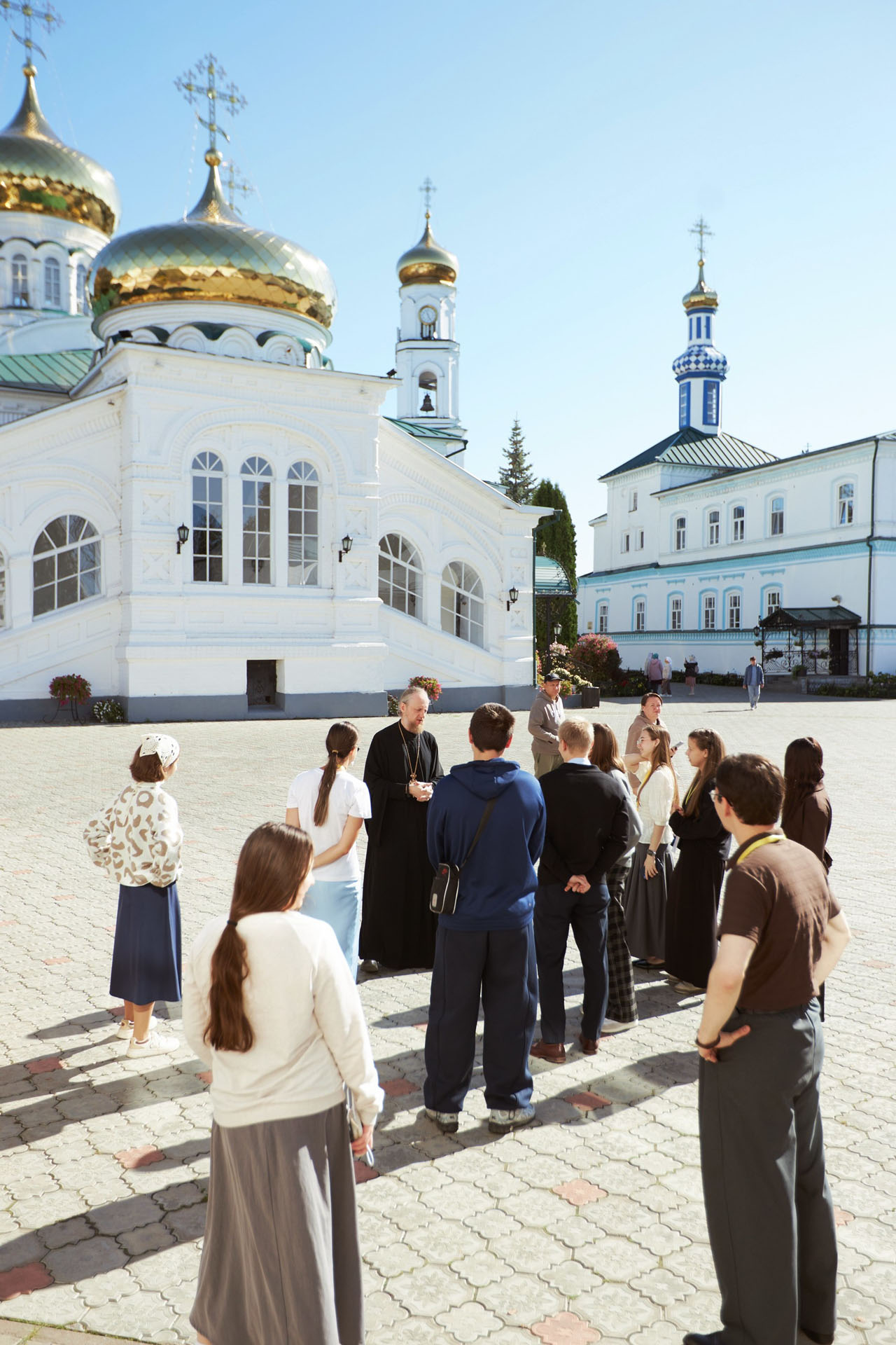 Встреча епископа Феоктиста с участ