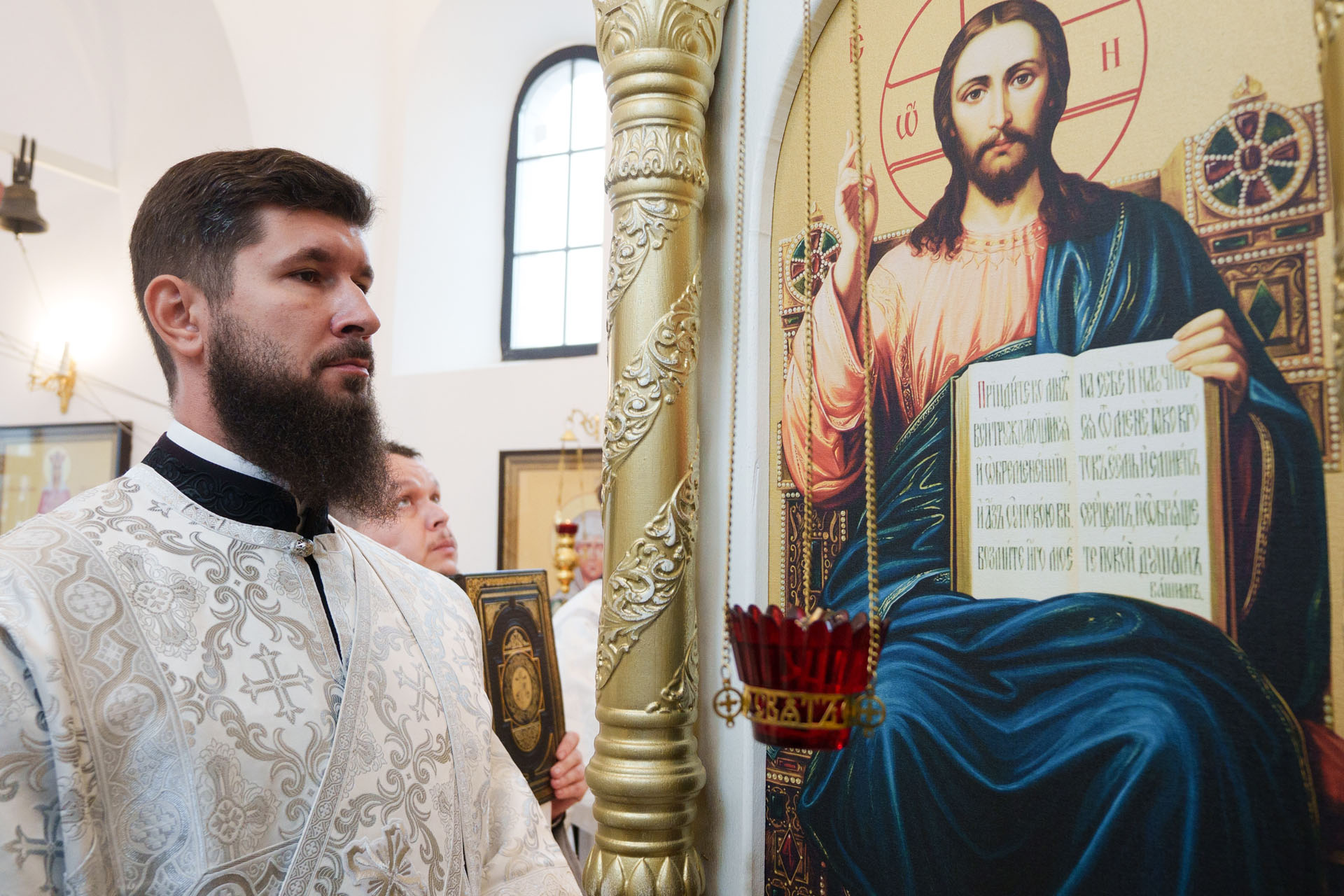 Великое освящение кладбищенского