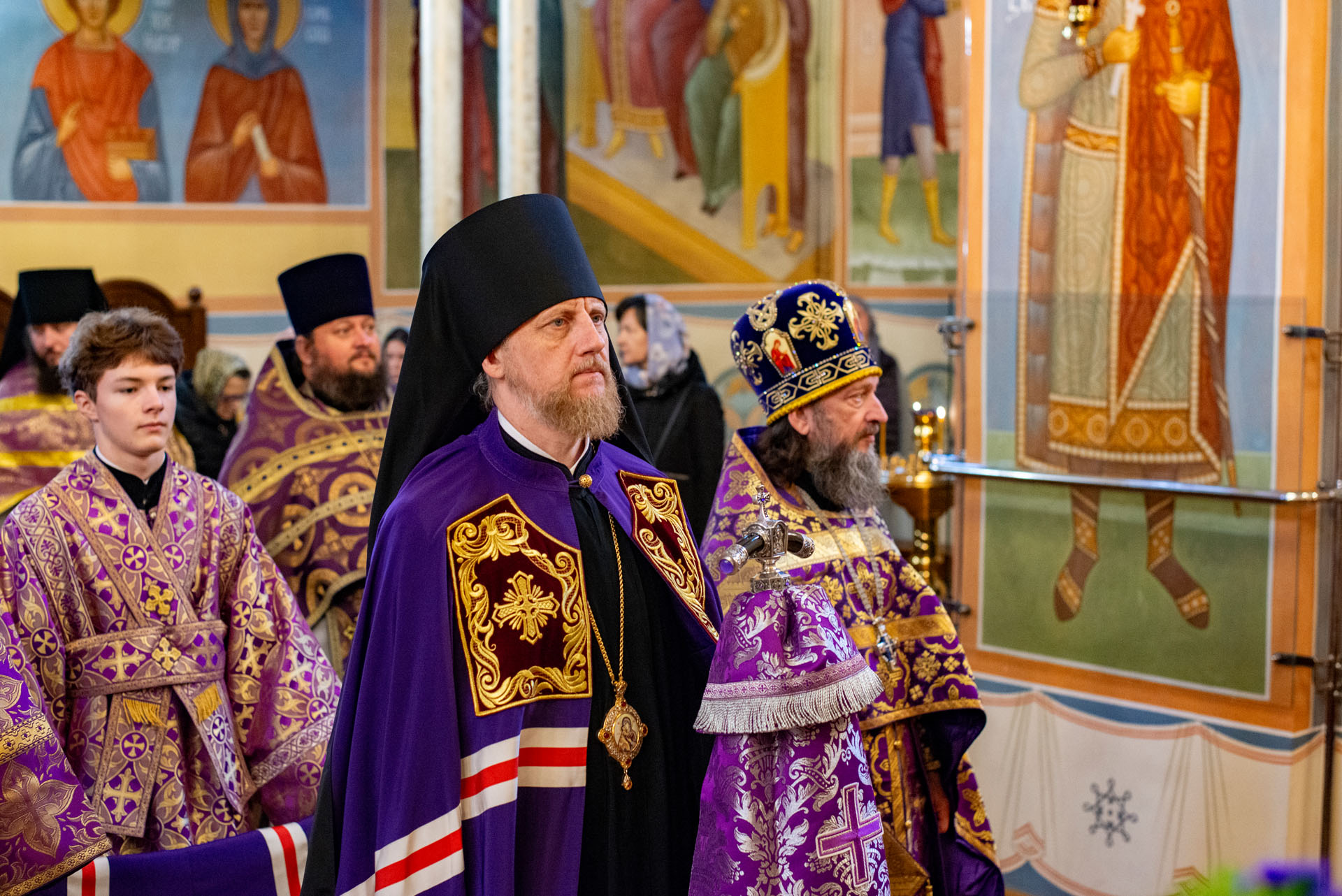 Литургия в Никитском мужском монас