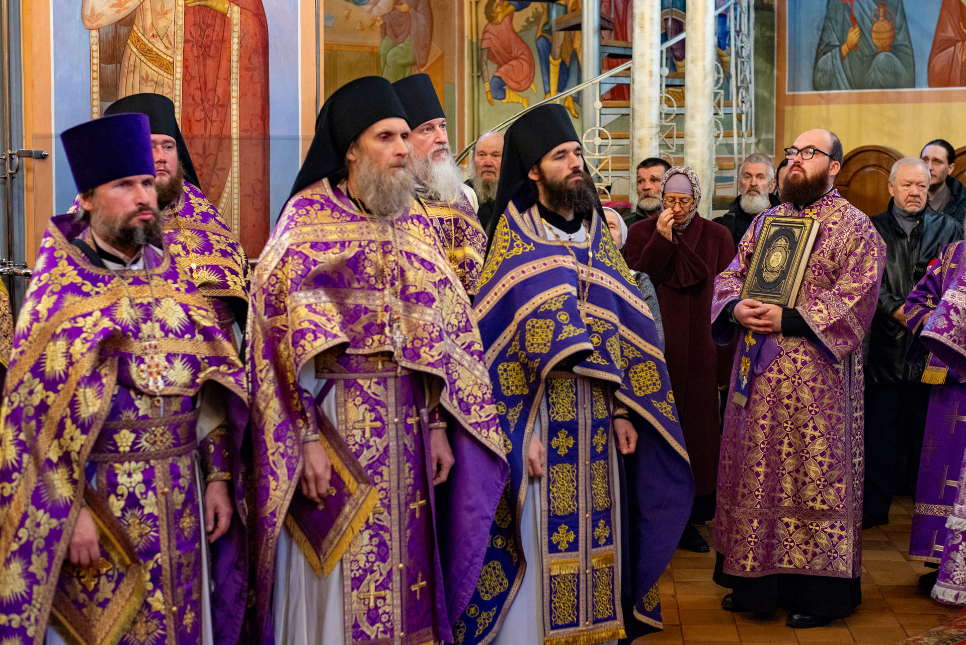 Литургия в Никитском мужском монас