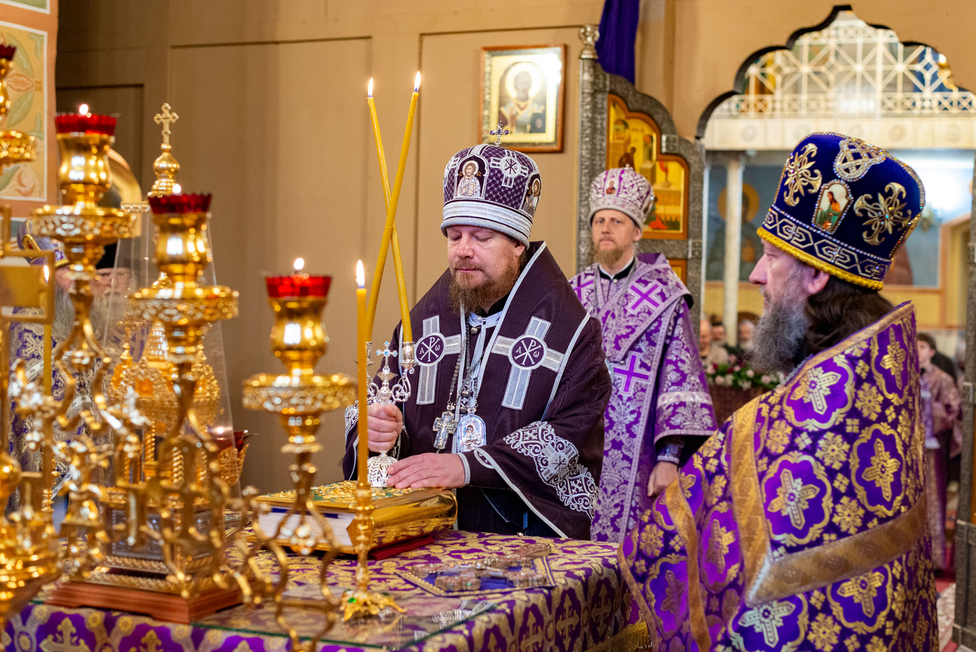Литургия в Никитском мужском монас