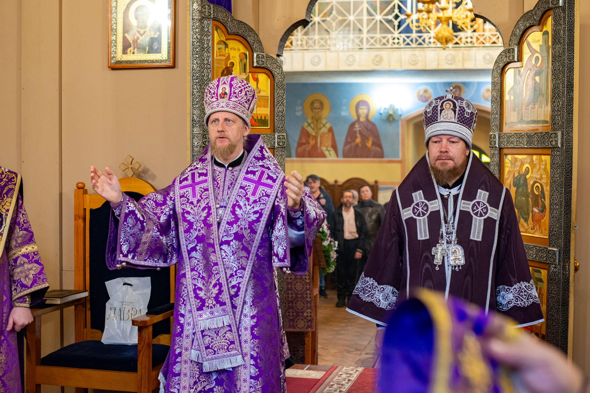 Литургия в Никитском мужском монас