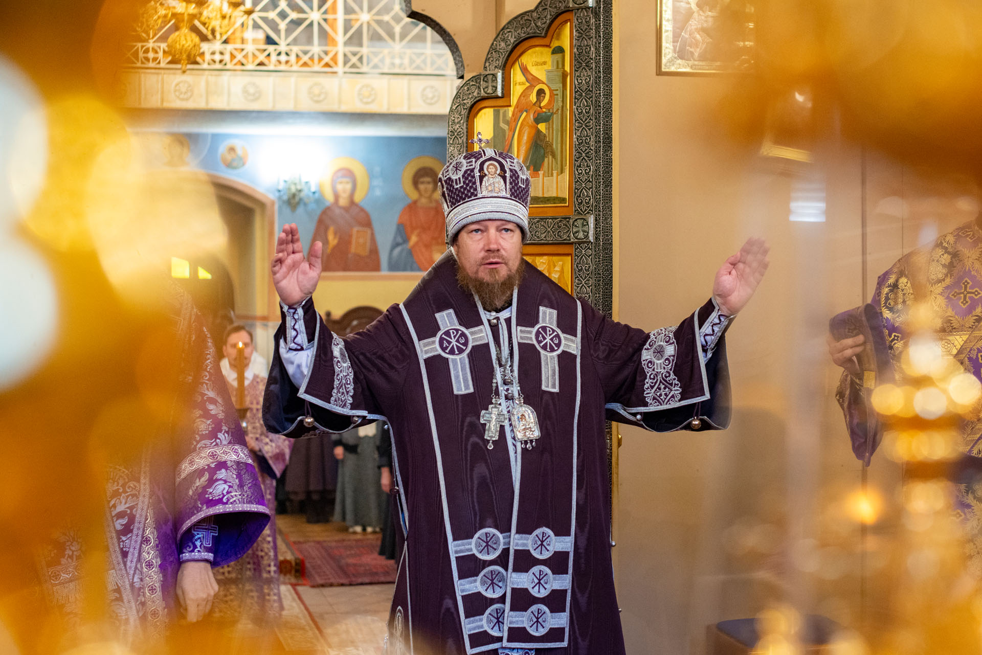 Литургия в Никитском мужском монас