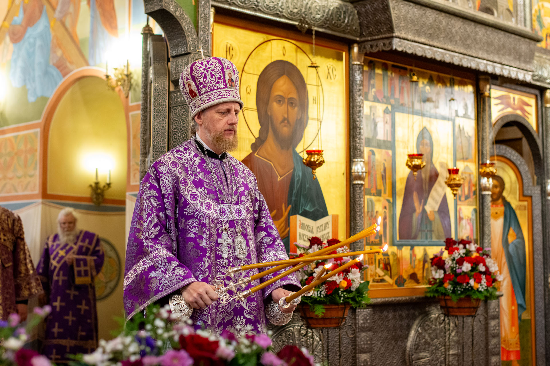 Литургия в Никитском мужском монас
