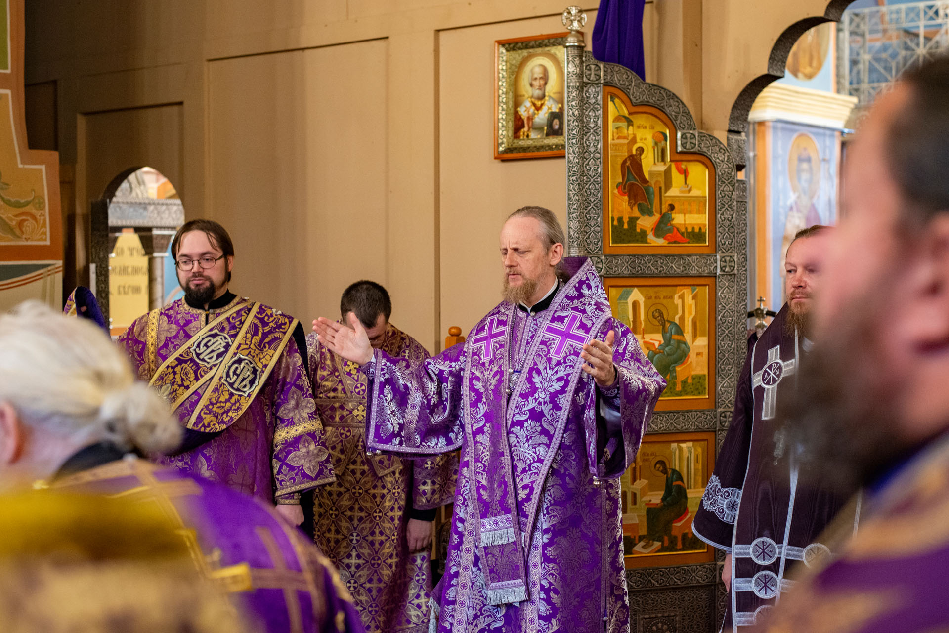 Литургия в Никитском мужском монас
