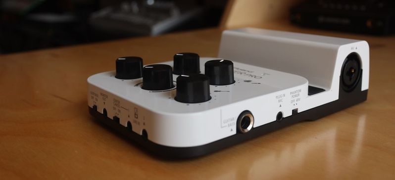 Roland GO:Mixer Pro сбоку