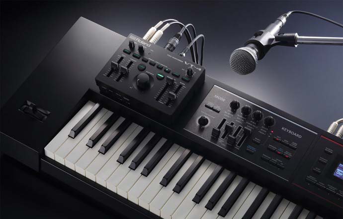 Вокальный процессор Roland VT-4