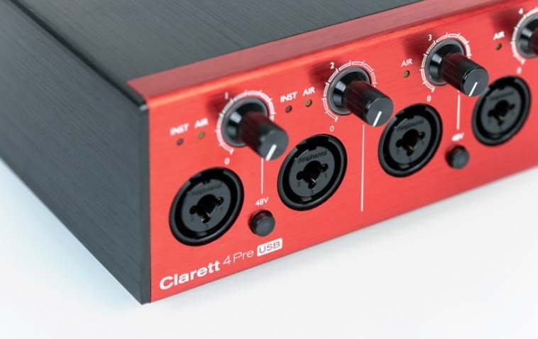 Комбинированные входы на передней панели Clarett 4Pre USB