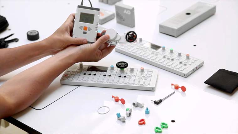 Синтезатор OP-1