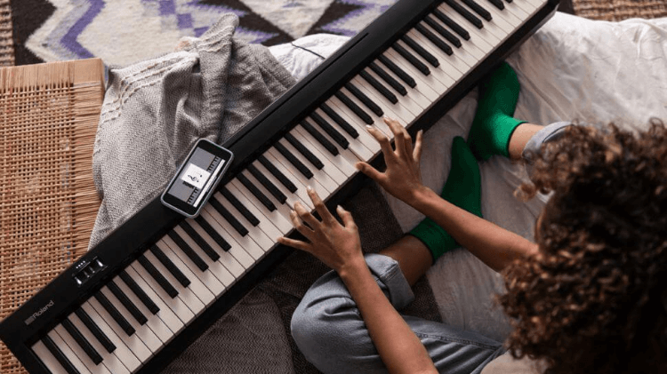 Roland FP-10