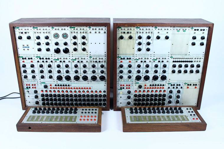 Синтезатор Buchla 100