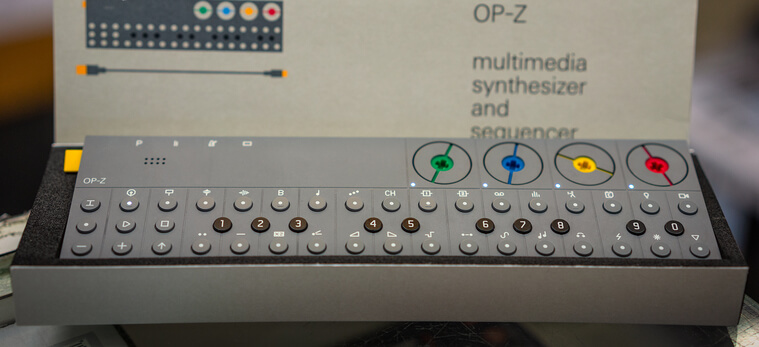 Синтезатор Teenage Engineering OP-Z