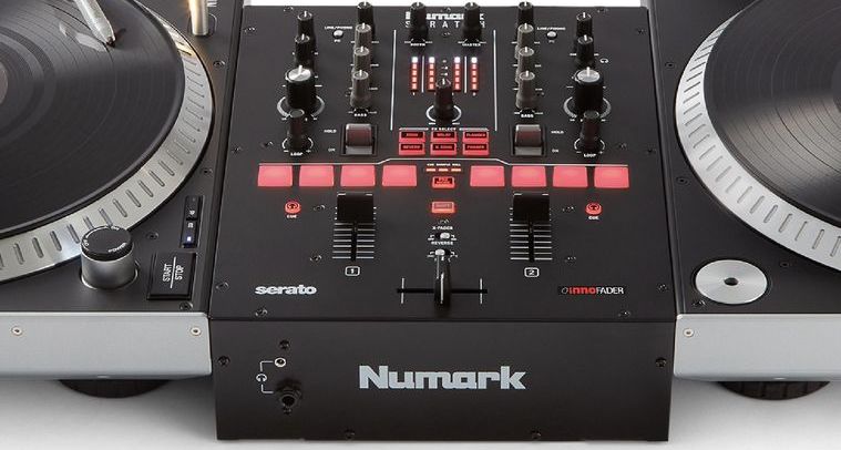 Микшер Numark Scratch