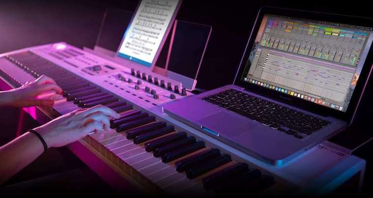 MIDI-клавиатура на 88 клавиш Arturia KeyLab 88 MKII
